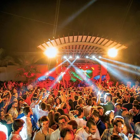 #074 Casa Dos Arcos By Holidays Appartamento